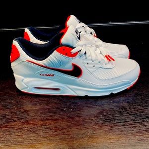 NEW Size 12 - Nike Air Max 90 White Max Orange  CLEAN